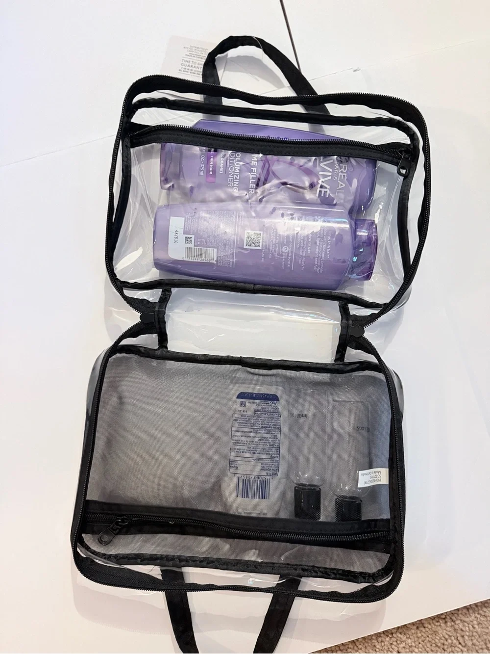 Clear Travel Toiletry Bag /Transparent Organizer NWT  w/ shampoo , toiletries